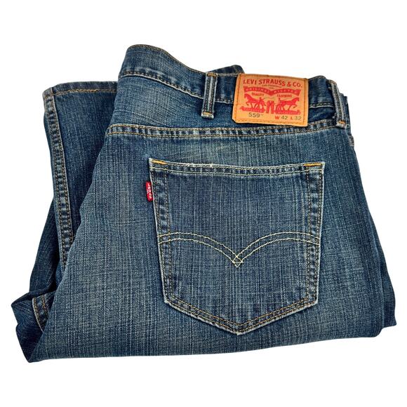 Levi's 559 Jeans Mens 42x32 (43x32 ACTUAL) Relaxed Straight Denim Faded Wash - Picture 1 of 11